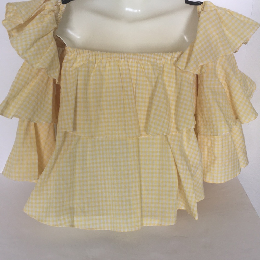 Hot and Delicious Ruffle Top - Picture 5 of 7